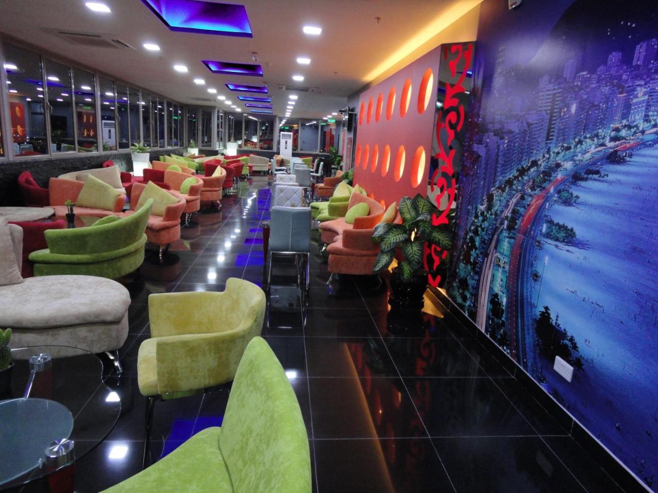 Al Andalus Plaza Hotel Manáma Kültér fotó